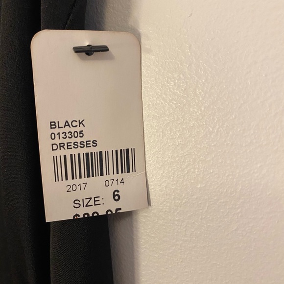 Little Black Dress🖤 - Picture 3 of 3